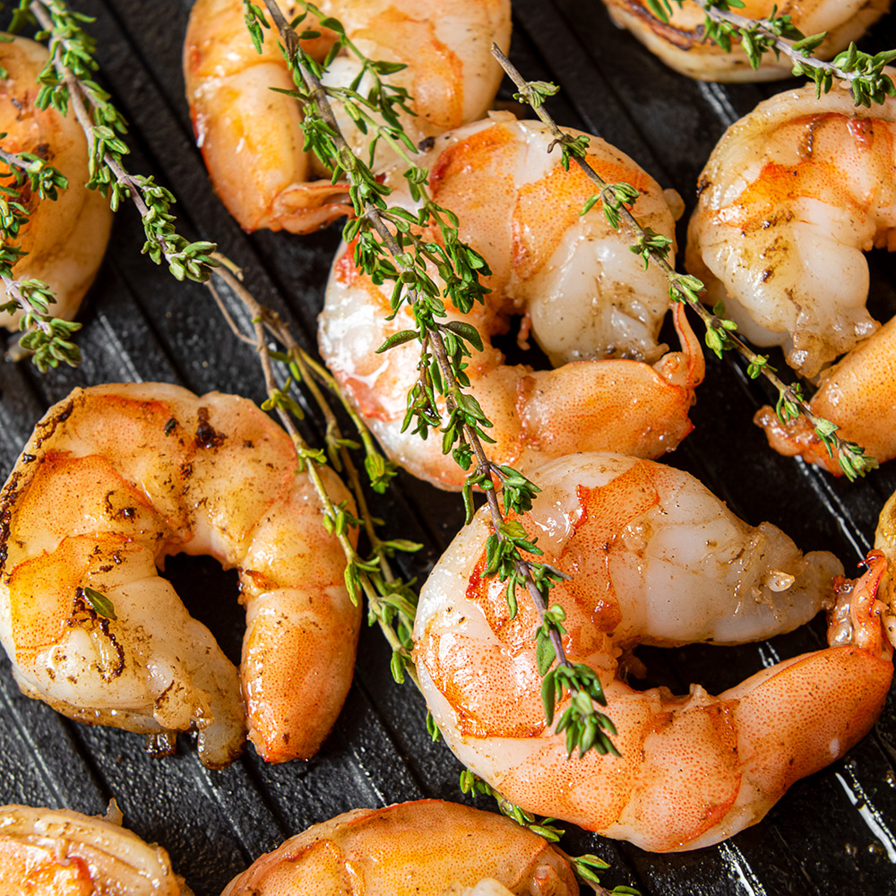 fried-shrimps-with-herbs-close-up-view